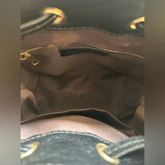 DIVINA FIRENZE Black Leather Tassel Bucket Bag | Small/Mini | Made in Italy - Picture 8 of 9